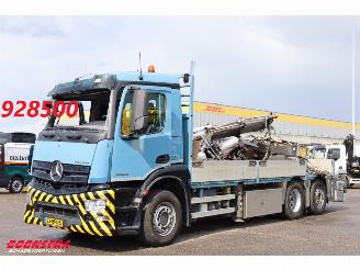 Schade vrachtwagen Mercedes Antos 2843 Palfinger 34002 SH Kran BY 2015 6X2 2015/4