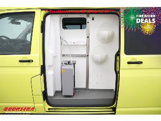 Volkswagen Transporter 2.0 TDI 205 PK DSG RTW Ambulance LED Leder Cruise PDC picture 15
