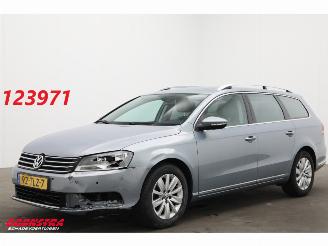 damaged passenger cars Volkswagen Passat Variant 1.4 TSI DSG Comfortline Leder Navi Clima Cruise PDC AHK 2012/6