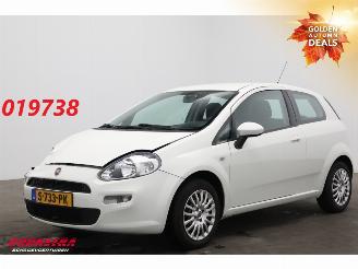 krockskadad bil auto Fiat Punto Evo 1.2 Pop Airco AHK 2014/1