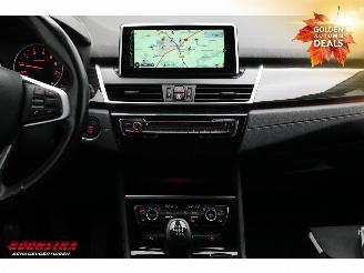 BMW 2-serie Gran Tourer 220i Luxury LED Leder HUD Navi Clima Cruise SHZ picture 15