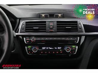 BMW 3-serie Touring 330i Luxury Edition LED Leder Clima Cruise SHZ picture 8