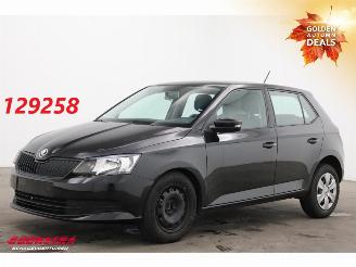 krockskadad bil auto Skoda Fabia 1.0 Active Airco Bluetooth 52.434 km! 2018/6