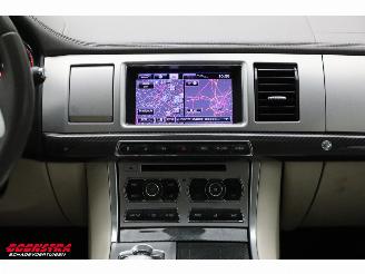 Jaguar XF Sportbrake 3.0D S Aut. Glasdak Navi Leder SHZ picture 12