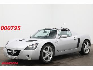 Schadeauto Opel Speedster 2.2-16V Org. NL + NAP 80.218km!! 2001/5