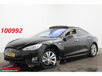 Schadeauto Tesla Model S 85D Panorama Autopilot Leder 2015/11