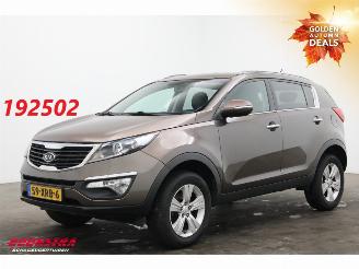 krockskadad bil auto Kia Sportage 1.6 GDI Plus Pack Clima Navi Cruise PDC 2013/4