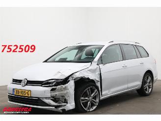 Vrakbiler auto Volkswagen Golf 1.6 TDI DSG Highline R-Line ACC SHZ Clima Navi Camera 2017/4