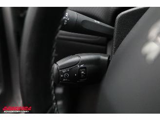 Peugeot 208 1.2 PureTech Allure Navi Clima Cruise Camera PDC AHK 75.263 km! picture 26
