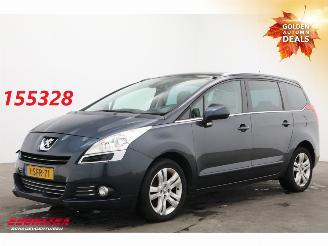 Coche accidentado Peugeot 5008 1.6 THP GT Executive 7-Pers. Pano Leder ACC HUD Navi Cruise SHZ AHK 2013/9