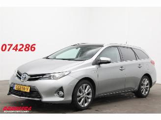 Toyota Auris Touring Sports 1.8 Hybrid Executive Pano Navi Clima Cruise Camera SHZ picture 1