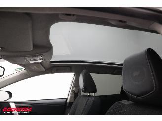 Toyota Auris Touring Sports 1.8 Hybrid Executive Pano Navi Clima Cruise Camera SHZ picture 21