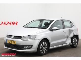 Unfallwagen Volkswagen Polo 1.4 TDI BlueMotion Navi Clima Cruise PDC 103.600 km! 2015/3