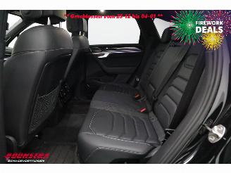 Volkswagen Touareg R 3.0 TSi 4Motion PHEV Pano HUD 360° Ventilatie ACC LRHZ AHK picture 20