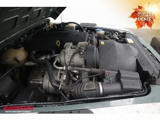 Landrover Defender 2.2 D 130" S Crew Cab Airco Elek Ramen 152.492 km! picture 8