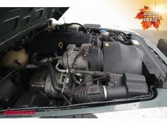 Landrover Defender 2.2 D 130" S Crew Cab Airco Elek Ramen 152.492 km! picture 8