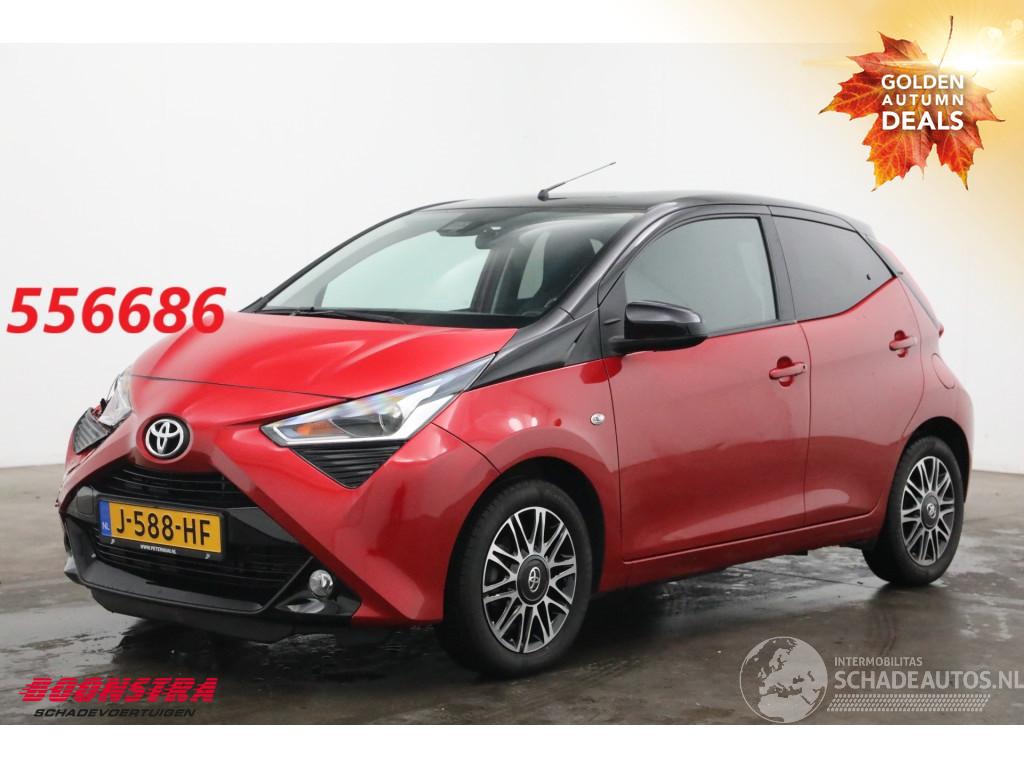 Toyota Aygo 1.0 VVT-i x-clusiv Apple/Android Clima Cruise Camera PDC 15.694 km!
