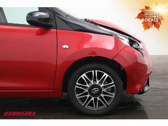 Toyota Aygo 1.0 VVT-i x-clusiv Apple/Android Clima Cruise Camera PDC 15.694 km! picture 5