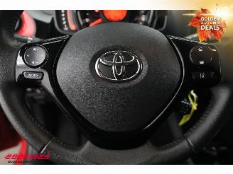 Toyota Aygo 1.0 VVT-i x-clusiv Apple/Android Clima Cruise Camera PDC 15.694 km! picture 17