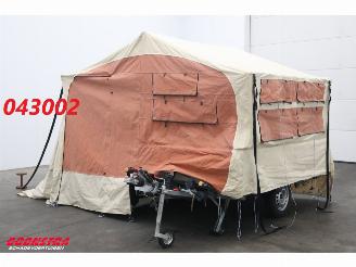krockskadad bil caravan Hobby Premium Hogger 2 2013