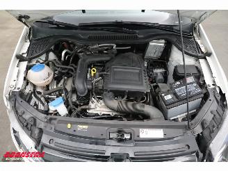 Volkswagen Polo 1.0 BlueMotion Edition 5-DRS Navi Airco Cruise 103.906 km! picture 9