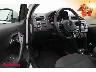 Volkswagen Polo 1.0 BlueMotion Edition 5-DRS Navi Airco Cruise 103.906 km! picture 19