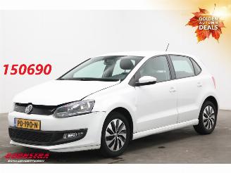 krockskadad bil auto Volkswagen Polo 1.0 BlueMotion Edition 5-DRS Navi Airco Cruise 103.906 km! 2017/6