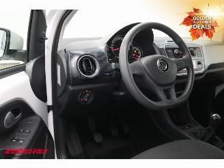 Volkswagen Up! 1.0 BMT move up! 5-DRS Airco Bluetooth 43.420 km! picture 18