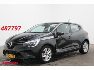 krockskadad bil auto Renault Clio 1.0 TCe Zen LED Navi Airco Cruise PDC 2022/2