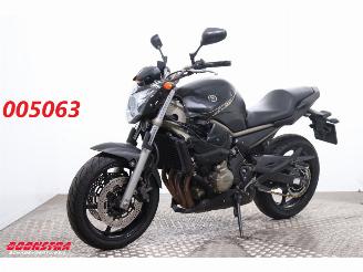 Schade motor Yamaha  XJ6 ABS 30.114 km! 2009/5