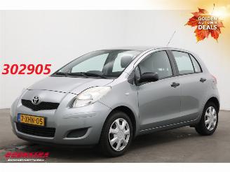Schadeauto Toyota Yaris 1.0 VVTi 5-DRS Cool Airco 2010/11