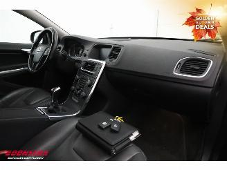 Volvo V-60 2.0 D4 Aut. Kinetic PremiumSound Leder Navi Clima Cruise PDC AHK picture 6