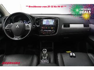 Mitsubishi Outlander 2.0 PHEV Instyle Schuifdak Leder Navi Clima Cruise Camera SHZ AHK picture 14