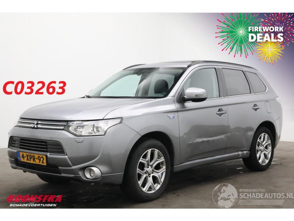 Mitsubishi Outlander 2.0 PHEV Instyle Schuifdak Leder Navi Clima Cruise Camera SHZ AHK