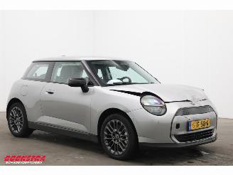 Mini Cooper SE Electric 54.2 kWh 218 PK LED Navi Cruise Camera picture 2