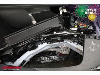 Volvo EX30 Twin Motor Perf. Ultra 69 kWh Pano ACC 360° LRHZ 8.423 km! picture 11