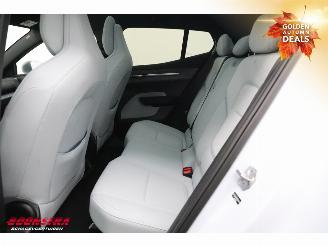 Volvo EX30 Twin Motor Perf. Ultra 69 kWh Pano ACC 360° LRHZ 8.423 km! picture 19