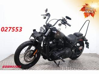 krockskadad bil motor Harley-Davidson MP3 400 FXBB Street Bob Vance Hines 2018/1