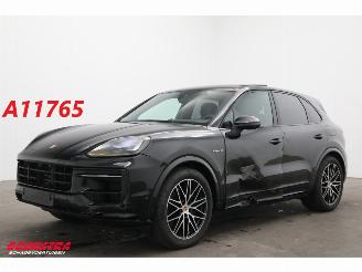 Voiture accidenté Porsche Cayenne 3.0 E-Hybrid Pano Bose ACC Memory 360° Sport Chrono 3.038 km! 2025/6