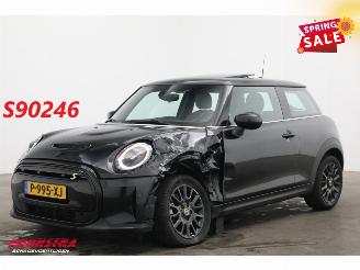 krockskadad bil auto Mini Mini Cooper SE 33 kWh Schuifdak LED Leder Cruise Camera SHZ 2022/6