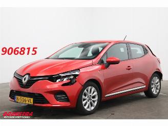 Voiture accidenté Renault Clio 1.0 TCe Bi-Fuel Zen Carplay Airco Cruise LMV 2021/12