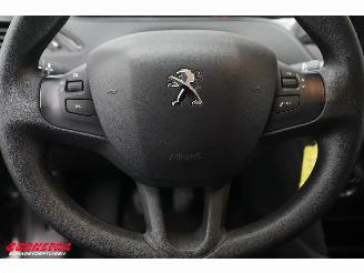 Peugeot 208 1.2 PureT. Signature Navi Camera Carplay Airco Cruise picture 19