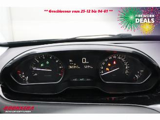 Peugeot 208 1.2 PureT. Signature Navi Camera Carplay Airco Cruise picture 17