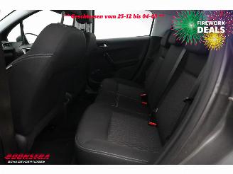Peugeot 208 1.2 PureT. Signature Navi Camera Carplay Airco Cruise picture 15