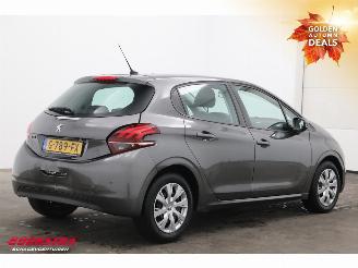 Peugeot 208 1.2 PureT. Signature Navi Camera Carplay Airco Cruise picture 3