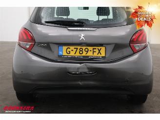 Peugeot 208 1.2 PureT. Signature Navi Camera Carplay Airco Cruise picture 6