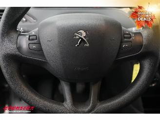 Peugeot 208 1.2 PureT. Signature Navi Camera Carplay Airco Cruise picture 19