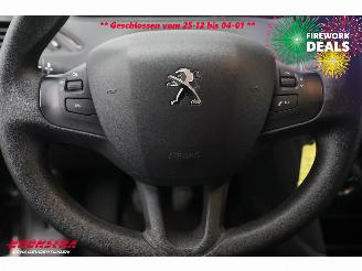 Peugeot 208 1.2 PureT. Signature Navi Camera Carplay Airco Cruise picture 19