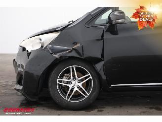 Toyota Verso S 1.3 VVT-i Aspiration Pano Navi Clima Orig NL. 81.374km! picture 10