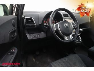 Toyota Verso S 1.3 VVT-i Aspiration Pano Navi Clima Orig NL. 81.374km! picture 17